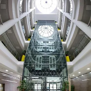 4* Hotel West Shine